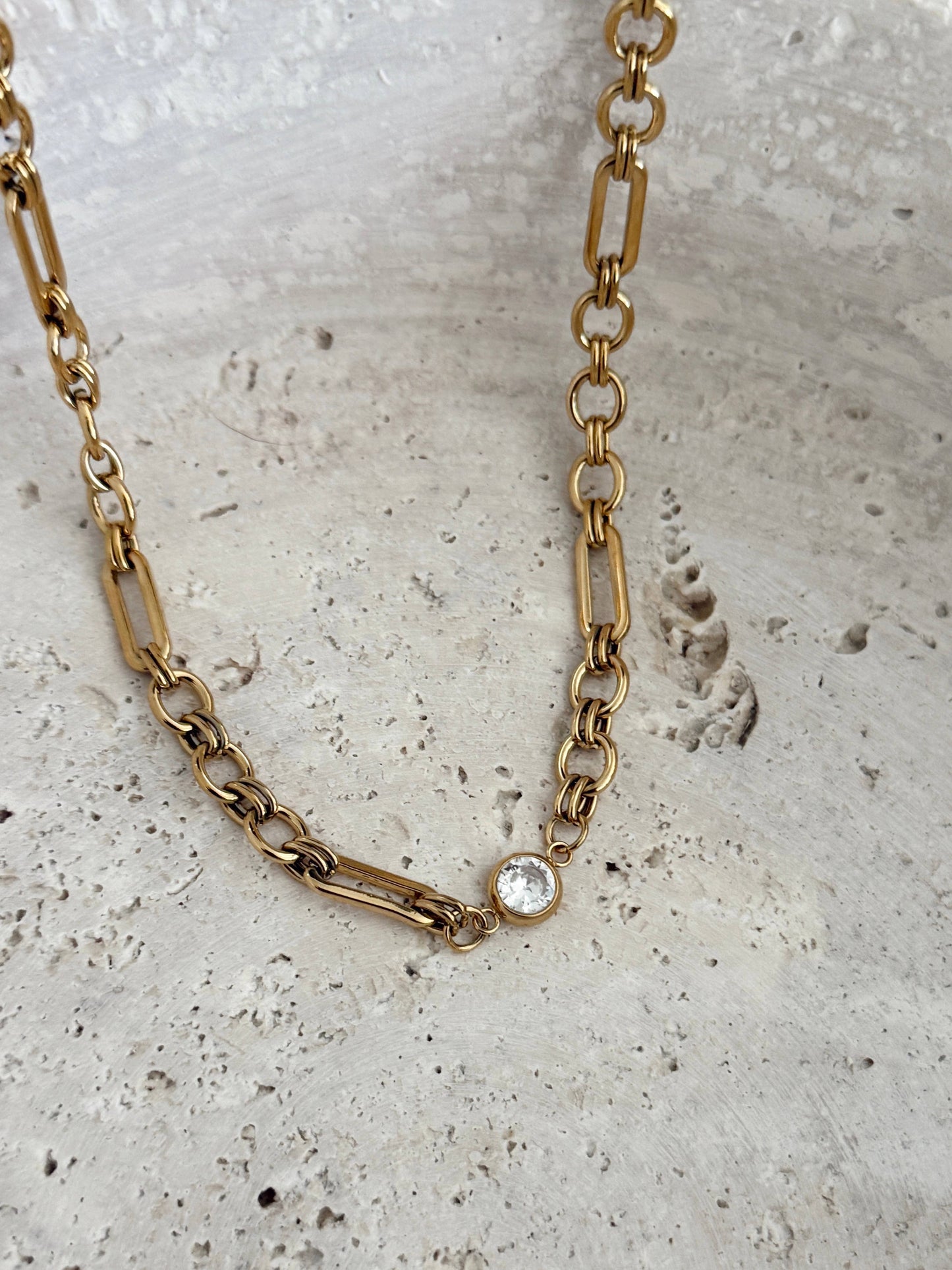 CHANSUTTPEARLS- MELISSA NECKLACE