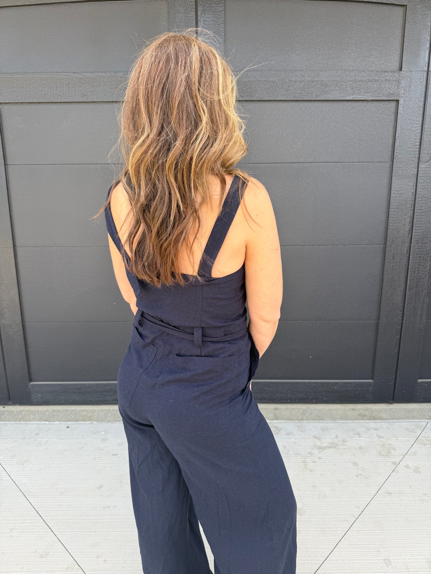 Straight Neck Wide Leg Jumpsuit: NAVY