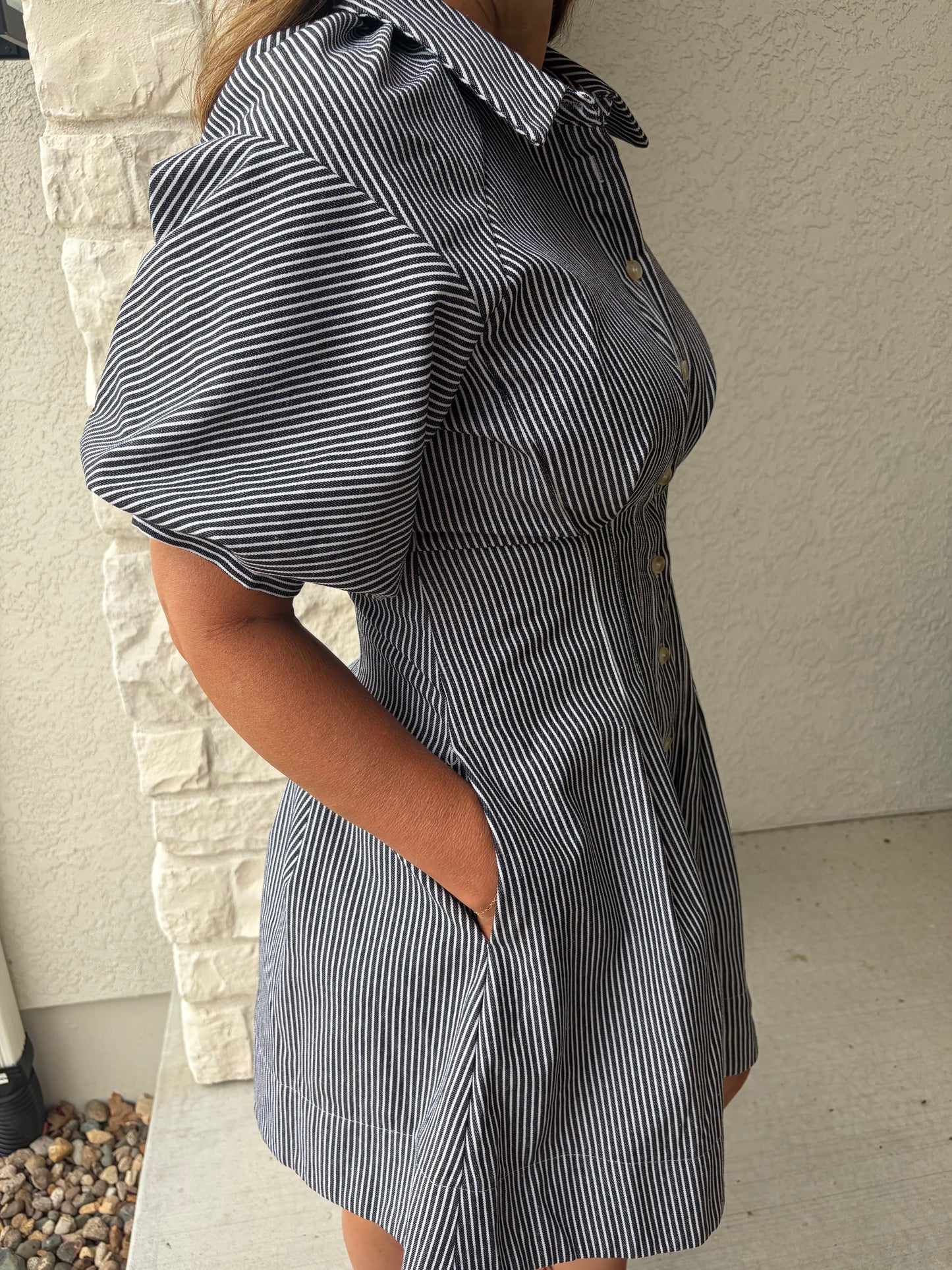 STRIPED PLEATED WAIST BUTTON DOWN MINI DRESS - BLACK