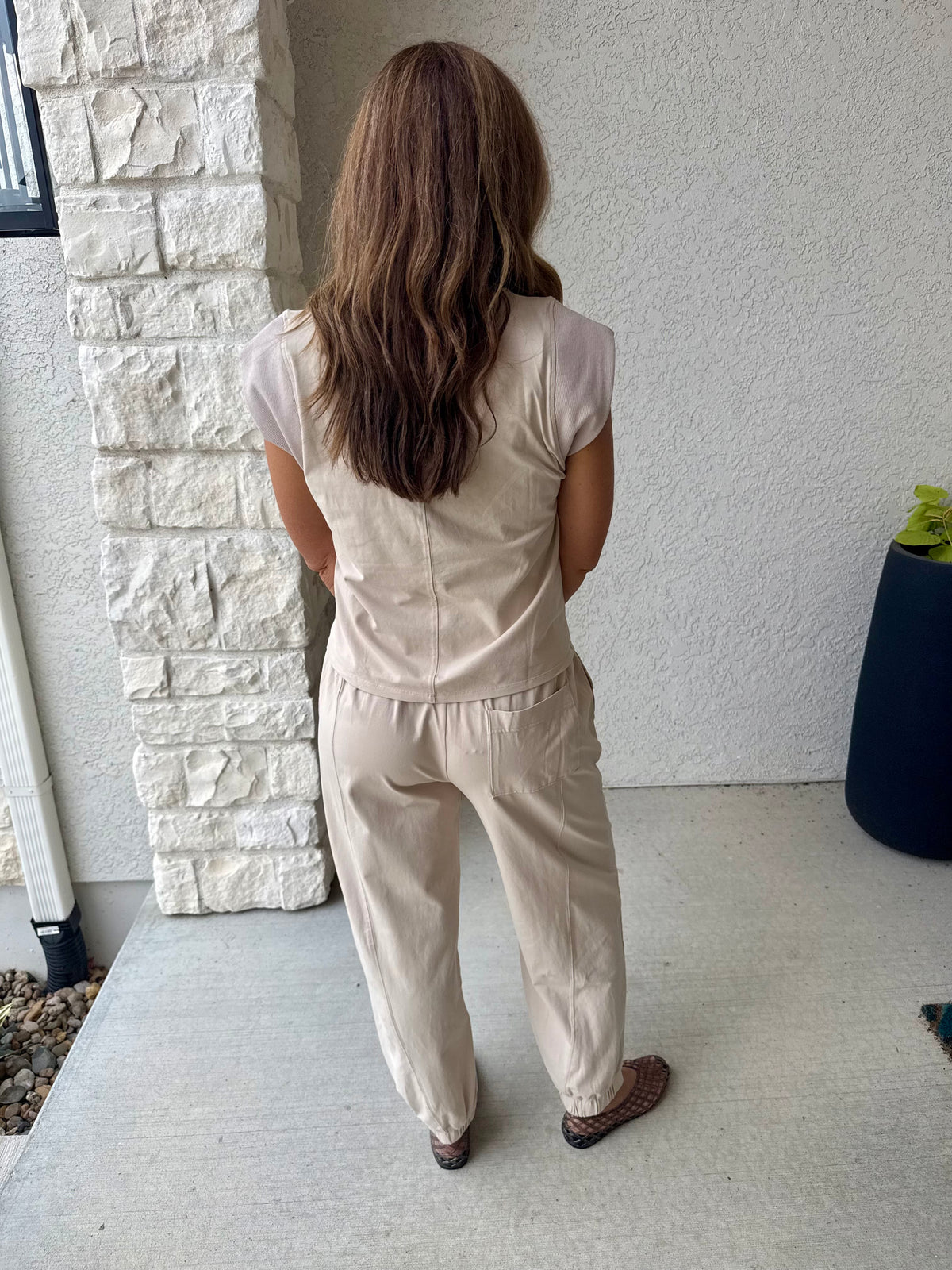 Ribbed trim cap sleeve Top and Pant Set.- Beige