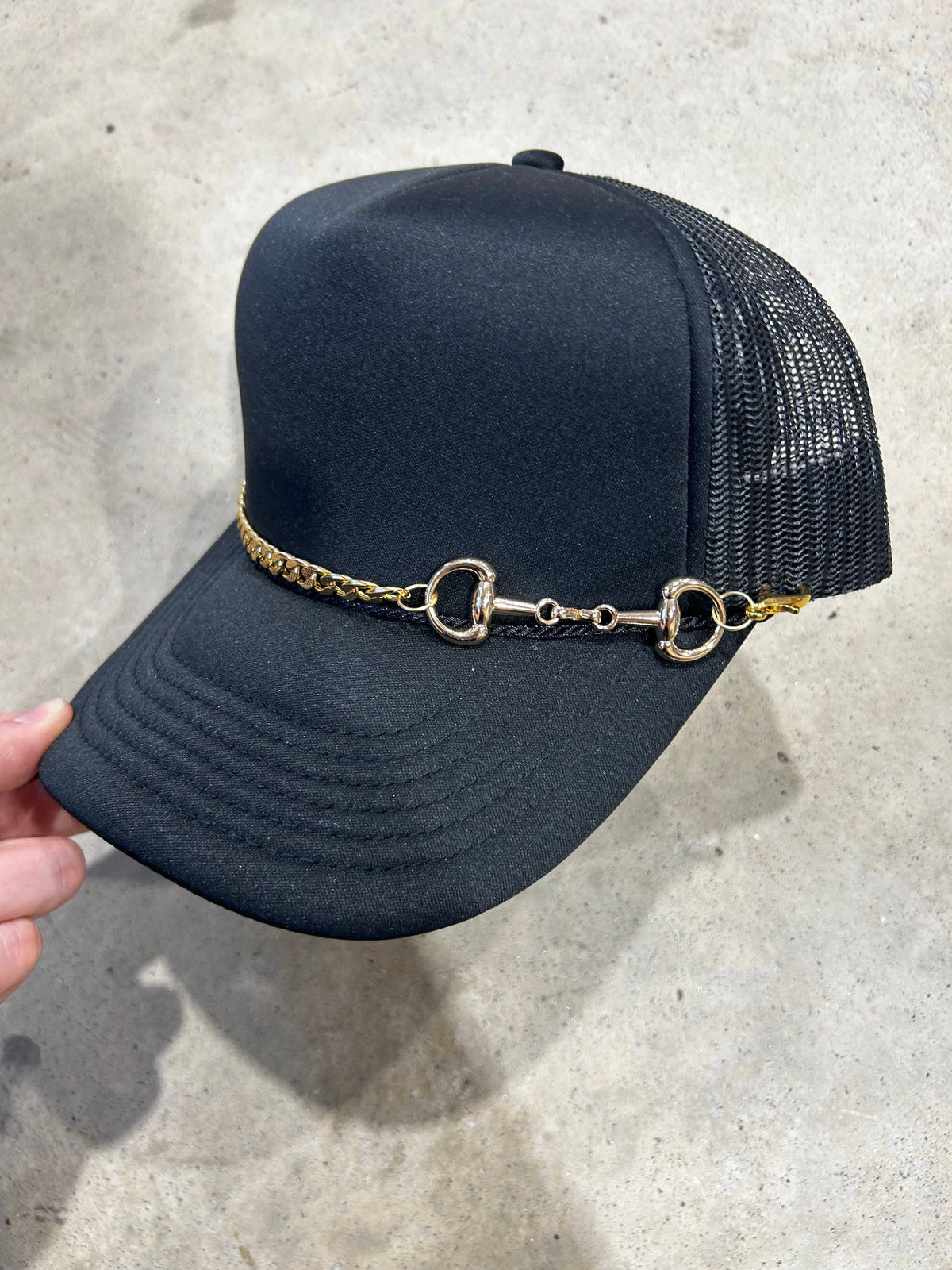 Snaffle Bit Trucker Hat Chain - Gold