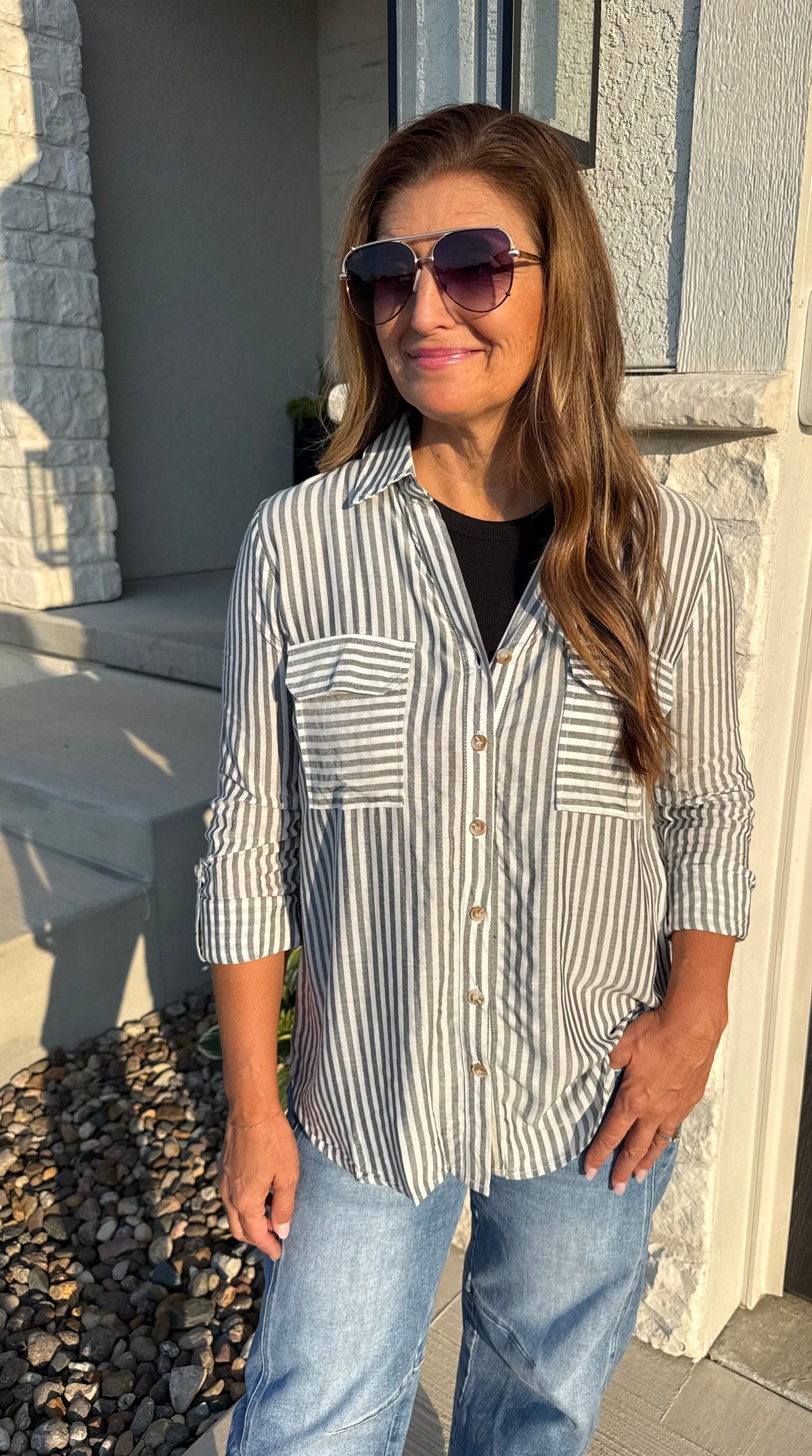 STRIPE COLLARED BUTTON DOWN SHIRT