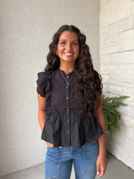EYELET BUTTON DOWN PEPLUM TOP: BLACK