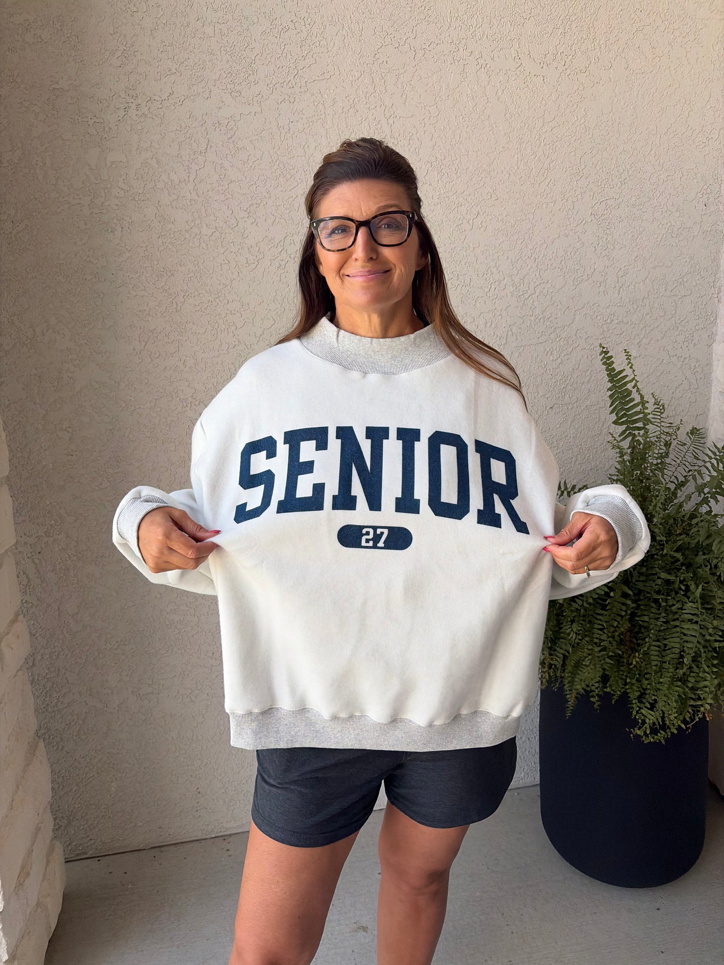 'SENIOR 2027' Reversible Mock-Neck Sweatshirt: S/M-L/XL