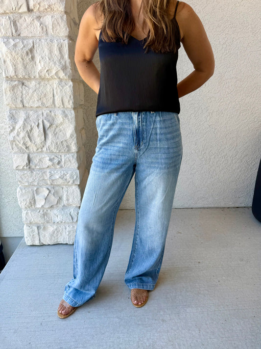 Judy Blue High Waisted Featherweight Baggy Jeans