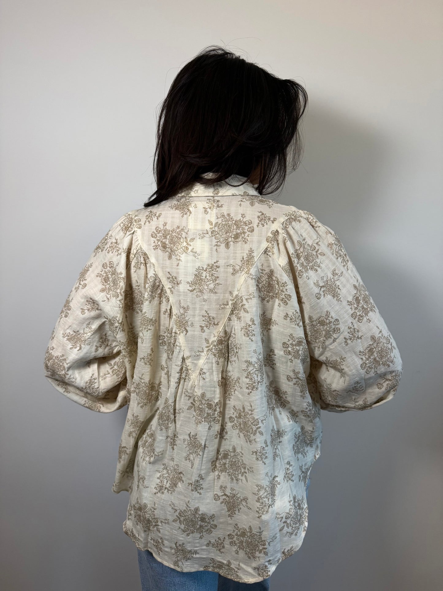 LUXE FLORAL PATTERN TOP WITH BALLOON SLEEVES