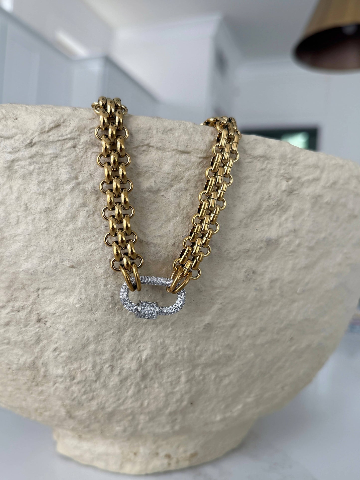 CHANSUTTPEARLS KRISTI NECKLACE 16"