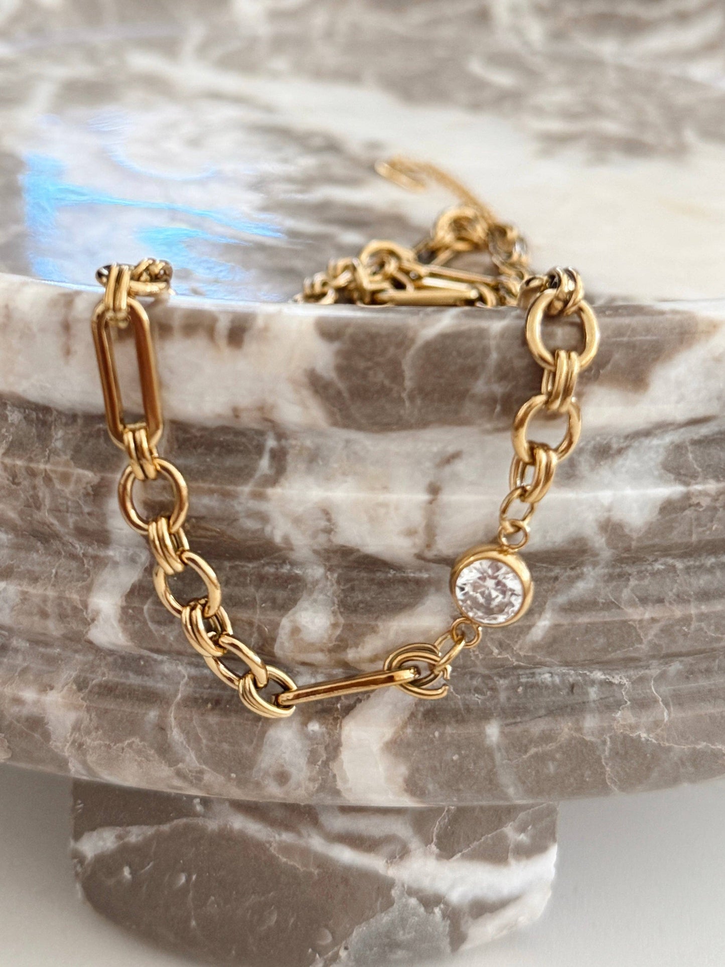 CHANSUTTPEARLS- MELISSA NECKLACE